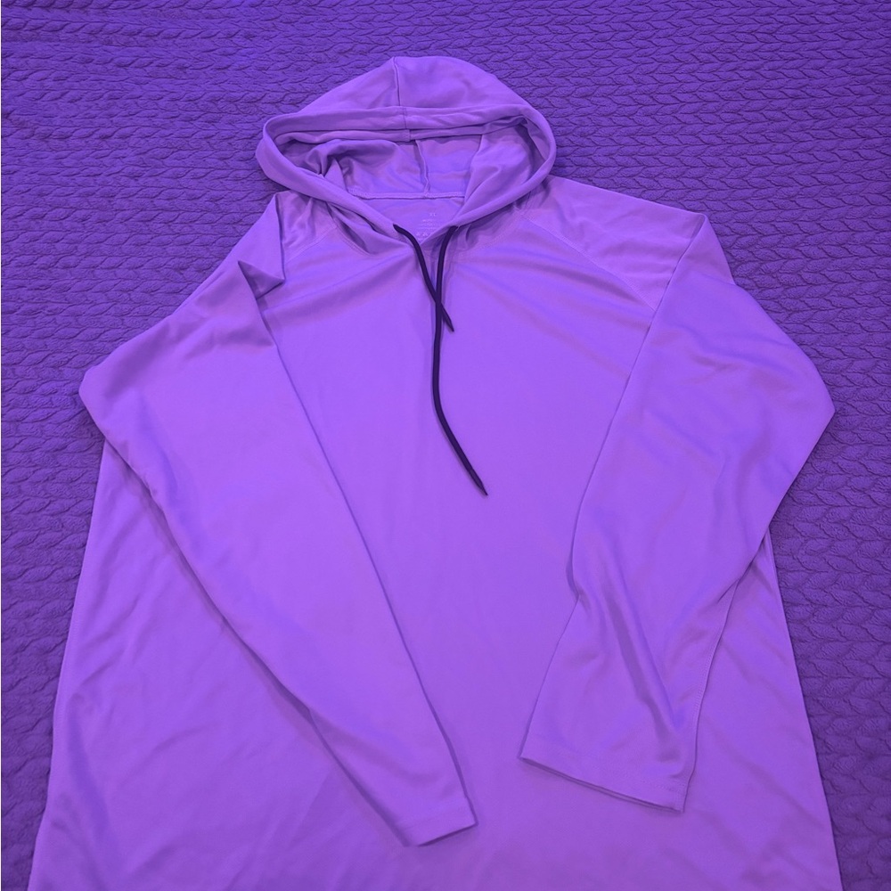 Amazon Men's lightweight grey Hoodie made for casual wear/working out